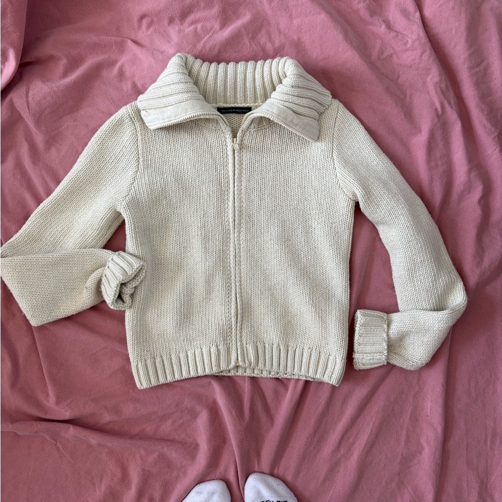 Brandy Melville Off-White Knit Zip-Up